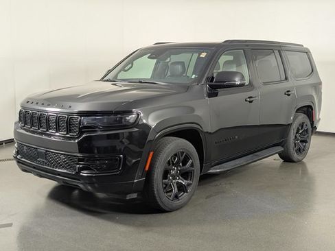 Used 2024 Jeep Wagoneer Series II AWD/4WD image 4