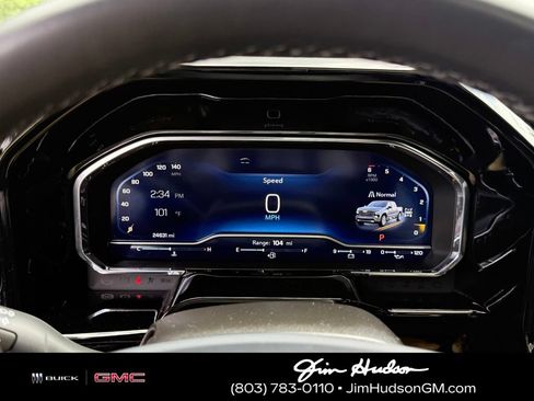 Certified 2025 Chevrolet Silverado 1500 High Country w/ High Country Premium Package AWD/4WD image 27