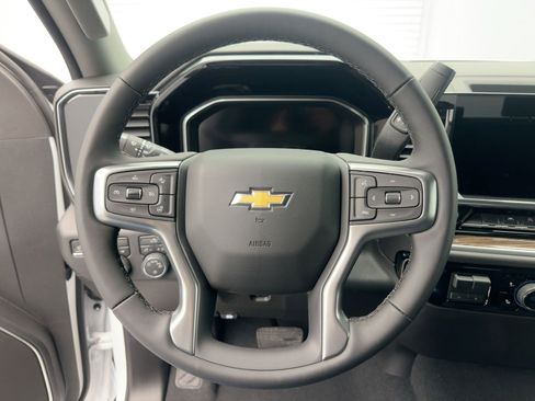 New 2026 Chevrolet Silverado 1500 LT image 17