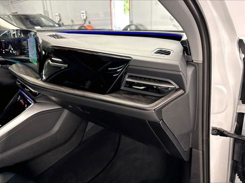 Certified 2025 Audi Q5 Premium AWD/4WD image 17