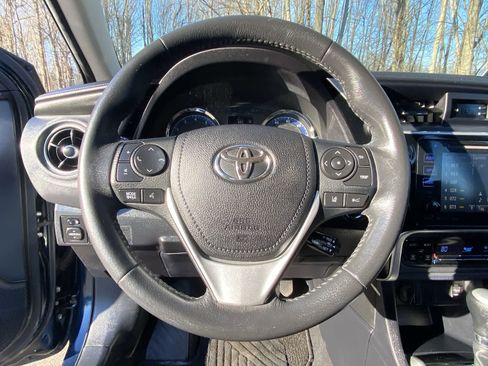 Used 2017 Toyota Corolla SE image 27