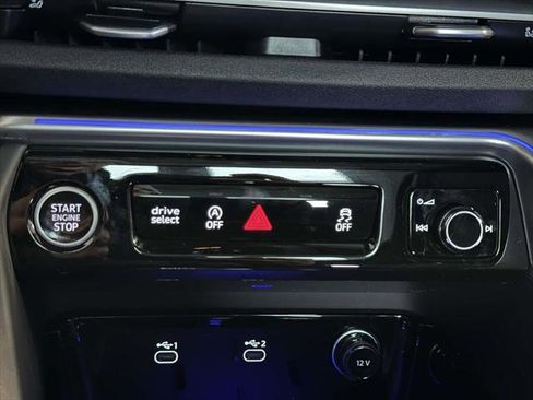 New 2025 Audi Q5 Premium w/ Convenience Package AWD/4WD image 18