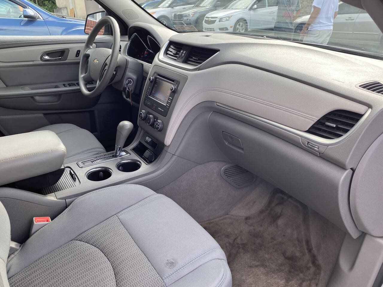 Used 2015 Chevrolet Traverse LS AWD/4WD image 18