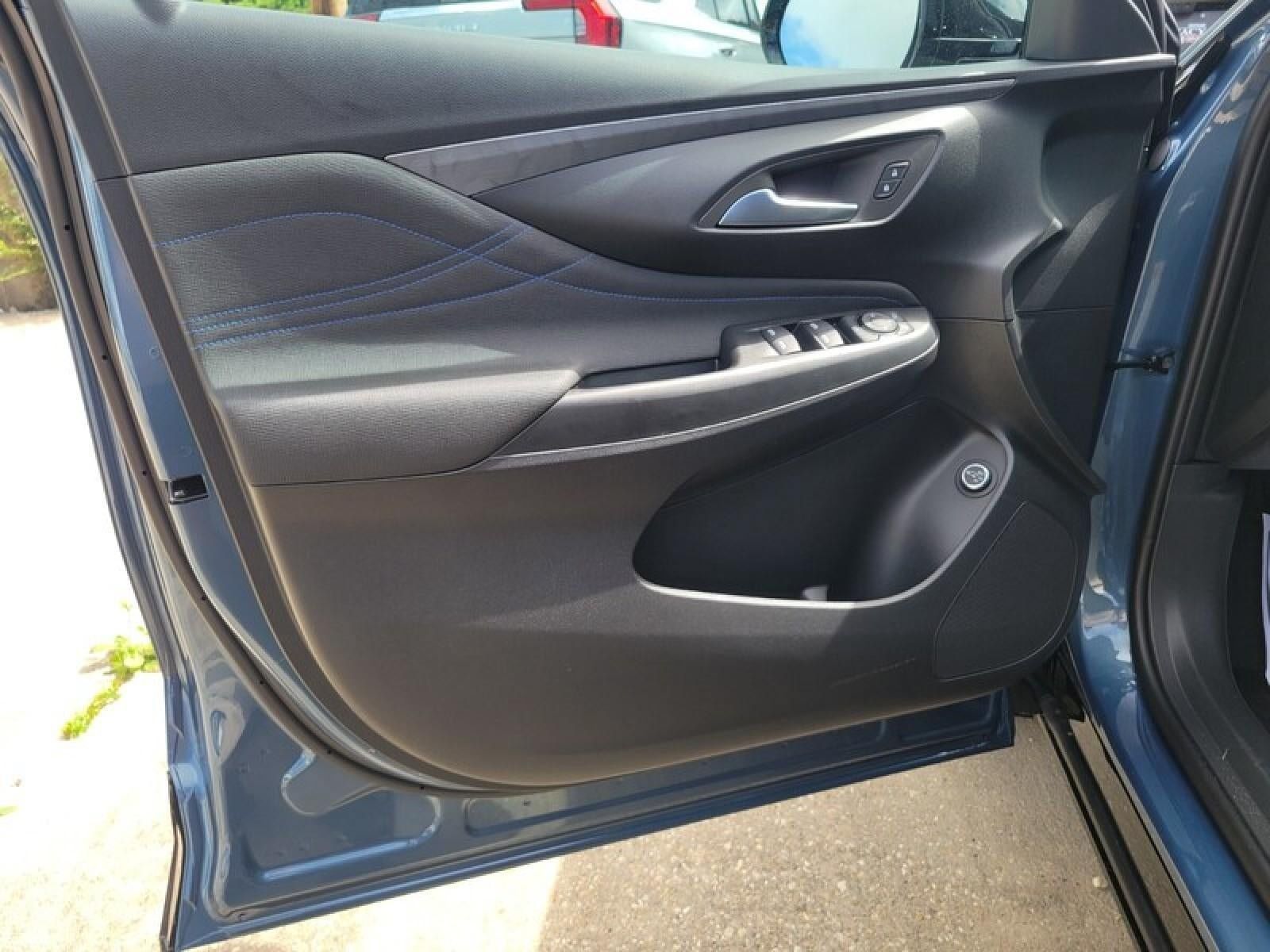 New 2026 Buick Envista Sport Touring w/ Convenience I Package FWD image 14