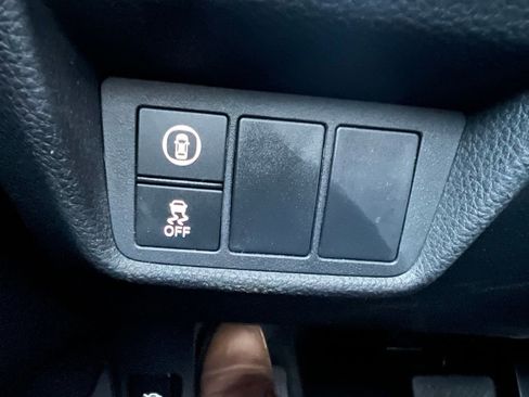 Used 2018 Honda Accord EX image 33