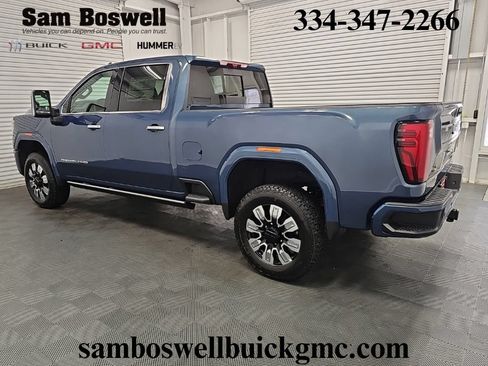 New 2026 GMC Sierra 2500 Denali w/ Denali Reserve Package AWD/4WD image 5