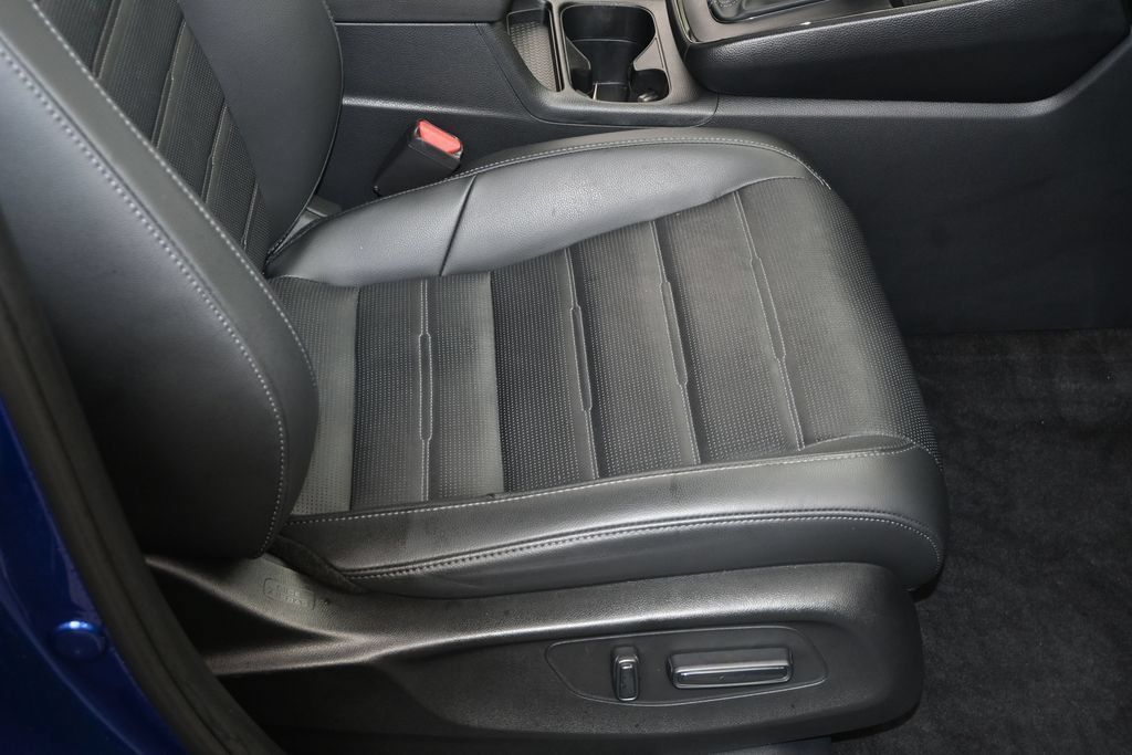 Certified 2024 Honda CR-V EX-L image 11