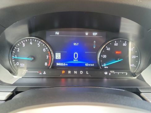 Used 2022 Ford Explorer XLT w/ Equipment Group 202A RWD image 22
