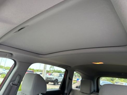 Used 2021 Honda CR-V EX image 8