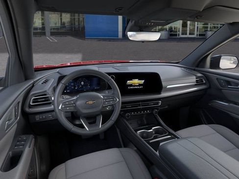 New 2026 Chevrolet Traverse LT w/ Driver Confidence Package FWD image 15