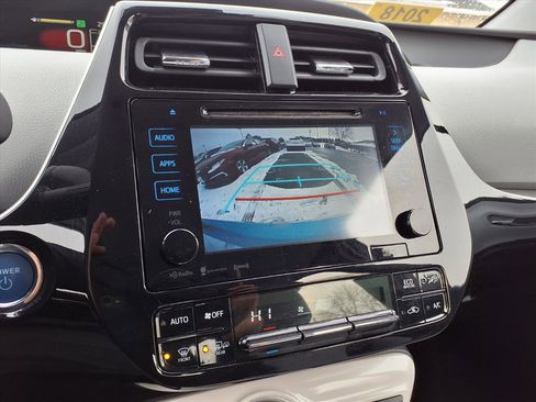 Used 2018 Toyota Prius Prime Plus image 10