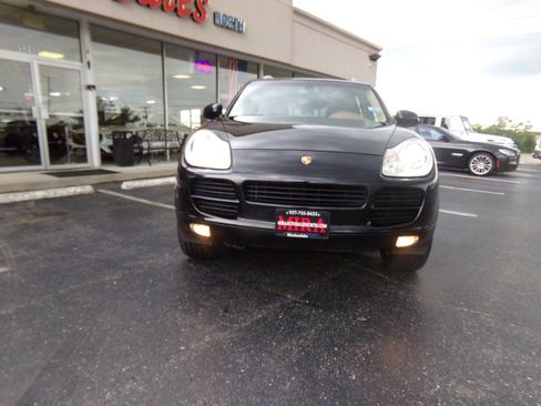 Used 2005 Porsche Cayenne S image 54