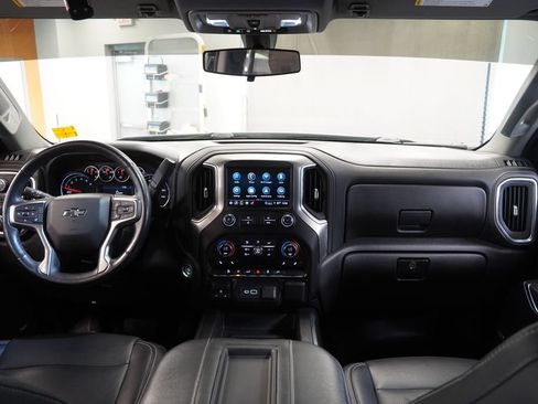 Used 2021 Chevrolet Silverado 1500 LT Trail Boss w/ Convenience Package II AWD/4WD image 19