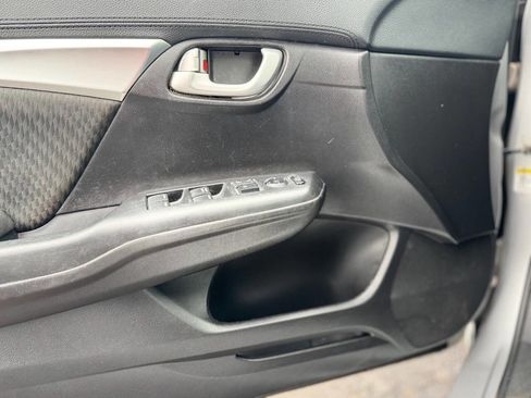 Used 2015 Honda Civic EX image 19