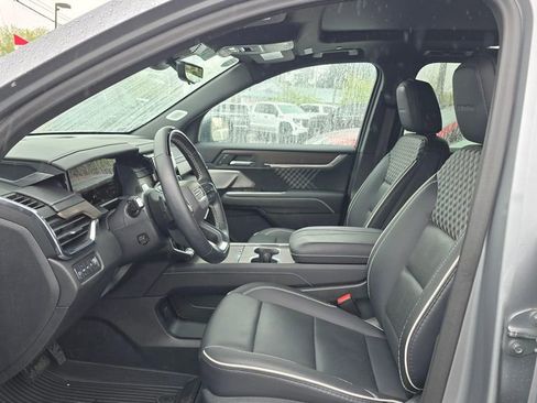 Used 2024 GMC Acadia Denali w/ Super Cruise Package AWD/4WD image 22