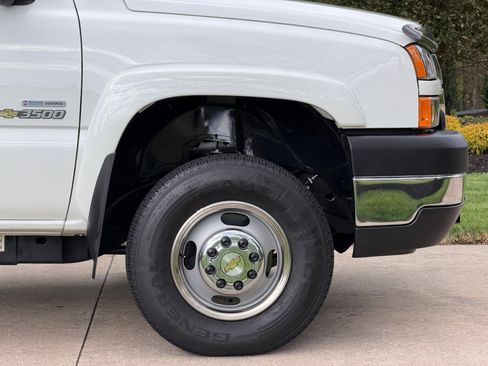 Used 2007 Chevrolet Silverado 3500 LT w/ Heavy-Duty Power Package AWD/4WD image 15