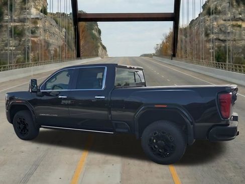 New 2026 GMC Sierra 2500 Denali w/ Denali Reserve Package AWD/4WD image 7