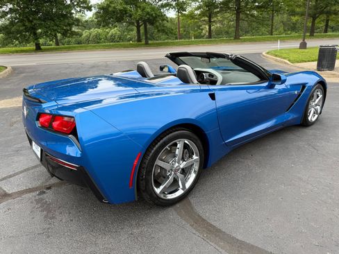 Used 2015 Chevrolet Corvette Stingray Convertible w/ 3LT Preferred Equipment Group RWD image 18