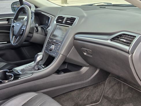 Used 2015 Ford Fusion Titanium image 24