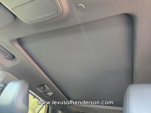 Used 2025 Ford Explorer ST AWD/4WD image 11
