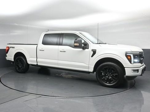 Certified 2025 Ford F150 Platinum w/ FX4 Off-Road Package AWD/4WD image 5