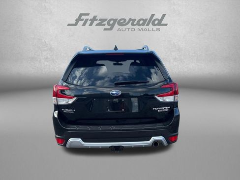 Used 2023 Subaru Forester Touring image 3