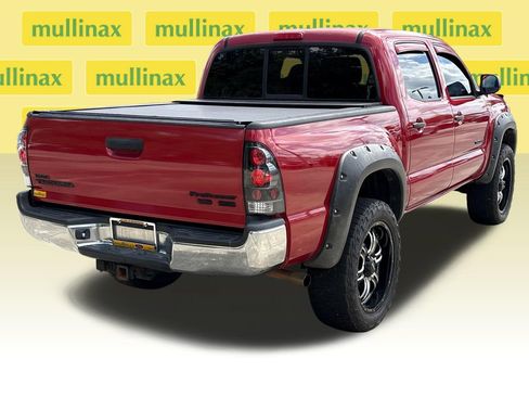 Used 2011 Toyota Tacoma PreRunner w/ SR5 Pkg #2 RWD image 4