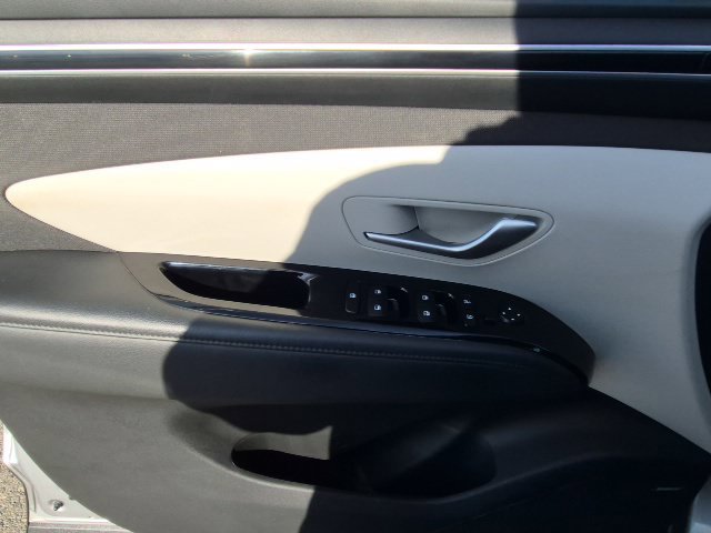 Used 2024 Hyundai Tucson Limited AWD/4WD image 10