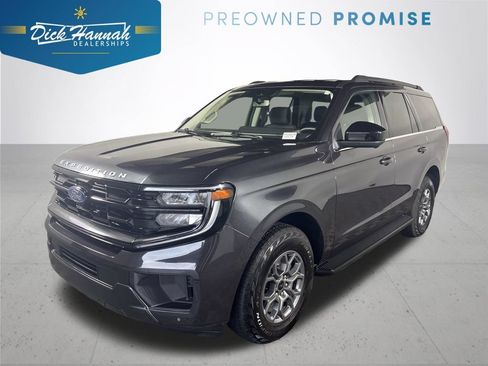 Used 2025 Ford Expedition Active AWD/4WD image 1