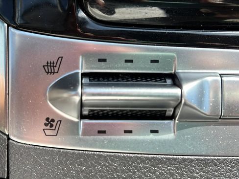 Used 2023 Kia Carnival SX Prestige FWD image 15