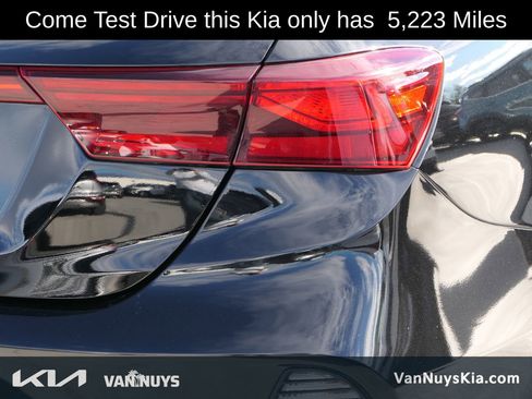 Used 2024 Kia Forte LXS w/ LXS Technology Package image 3
