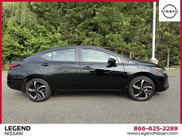 Used 2025 Nissan Versa SR w/ Trunk Package FWD image 5