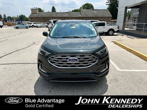 Certified 2022 Ford Edge SEL w/ Convenience Package AWD/4WD image 2