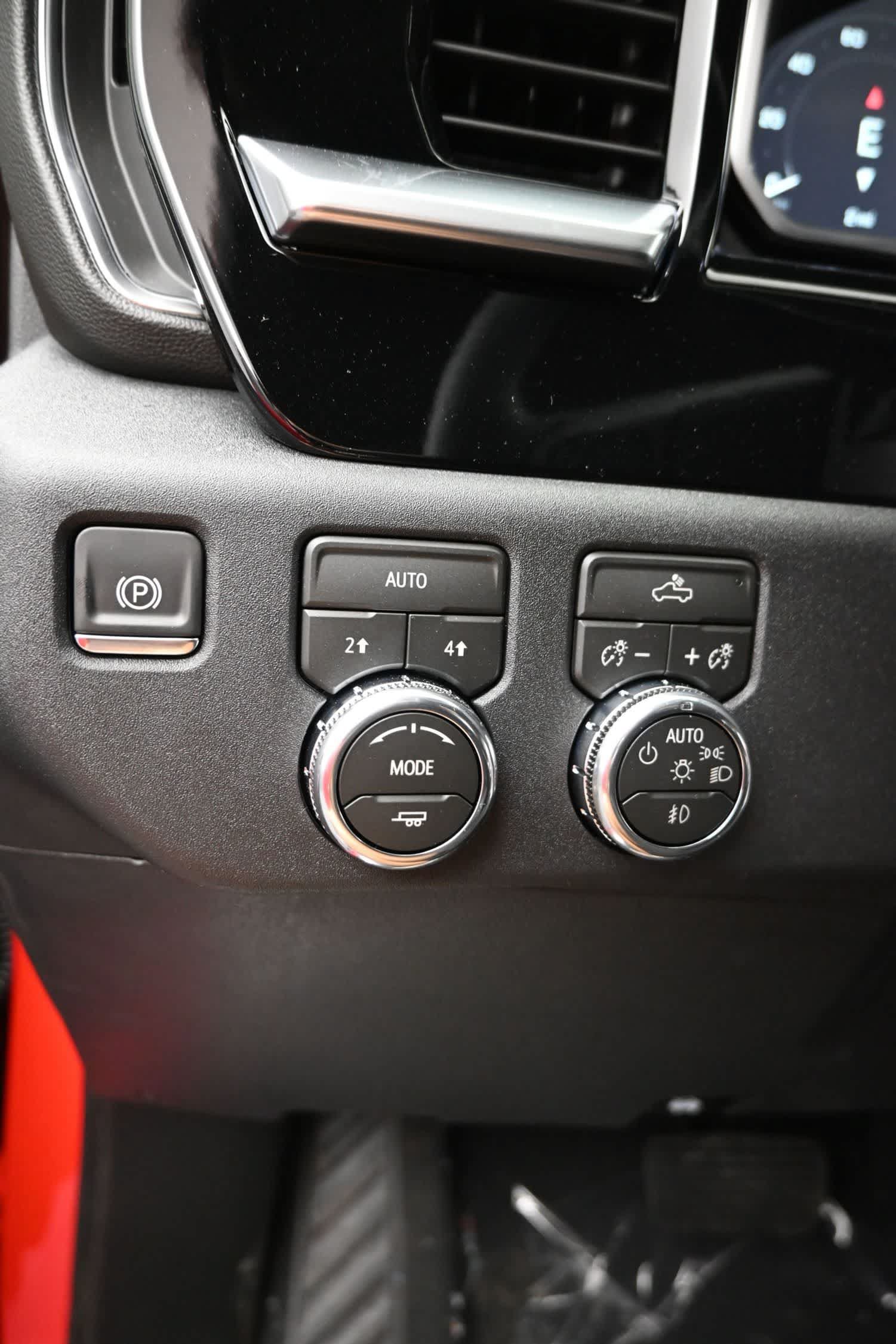 New 2026 GMC Sierra 1500 Elevation w/ Max Trailering Package AWD/4WD image 22