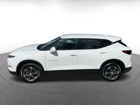 Used 2026 Chevrolet Blazer LT AWD/4WD image 8