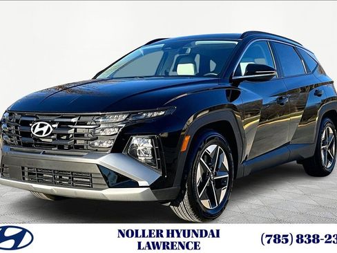 Certified 2025 Hyundai Tucson SEL image 1