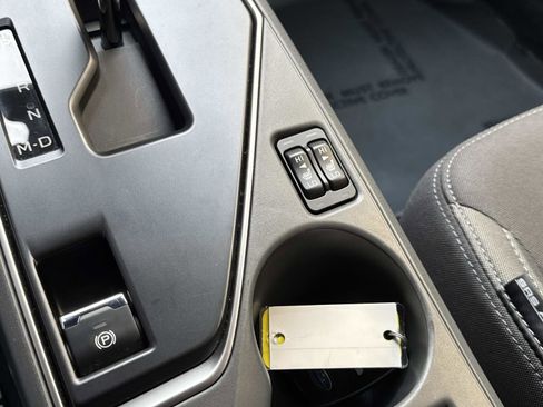 Used 2025 Subaru Crosstrek 2.0i Premium image 26