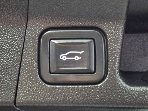 Used 2022 GMC Acadia AT4 w/ Preferred Package AWD/4WD image 31