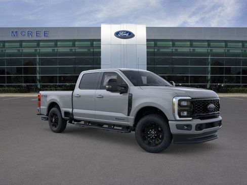 New 2026 Ford F250 Lariat w/ Black Appearance Package AWD/4WD image 7