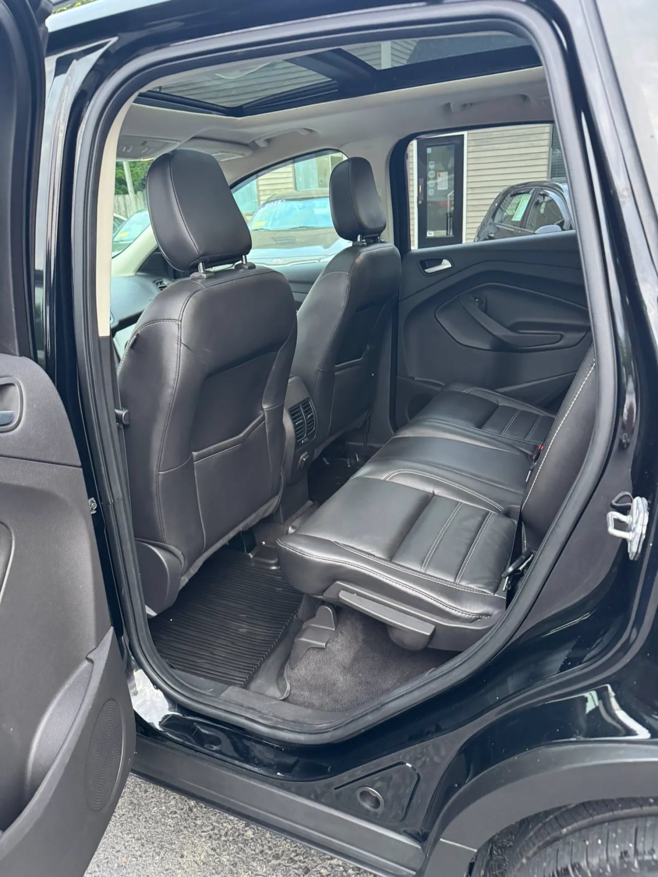 Used 2018 Ford Escape SEL AWD/4WD image 23