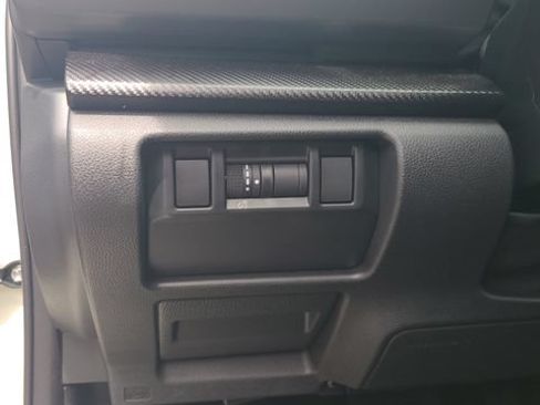 Certified 2025 Subaru Crosstrek 2.5i Premium AWD/4WD image 13