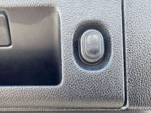 Used 2016 Chevrolet Tahoe LTZ image 15