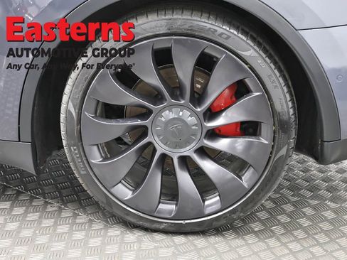 Used 2021 Tesla Model Y Performance image 30