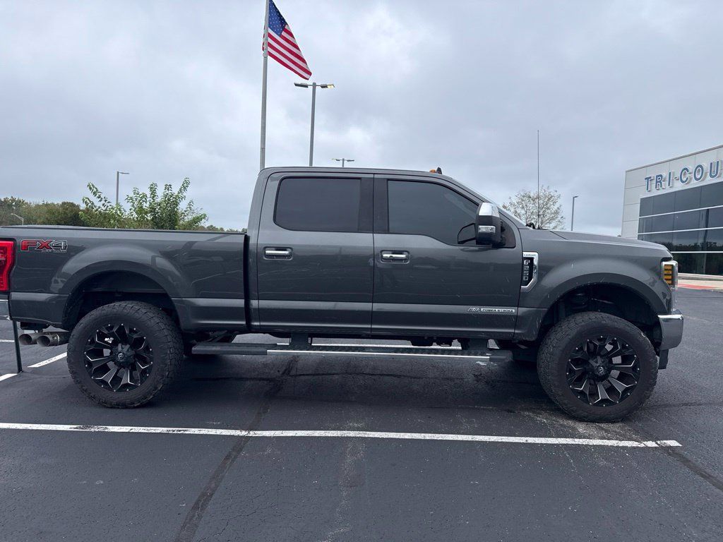 Used 2019 Ford F250 Lariat w/ Lariat Ultimate Package AWD/4WD image 6