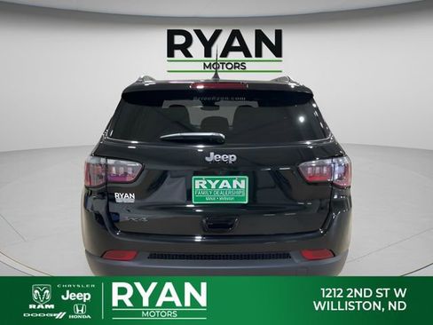 New 2026 Jeep Compass Latitude AWD/4WD image 8