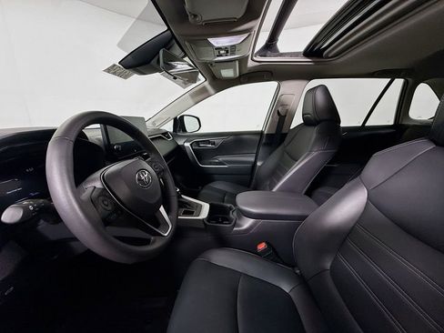 Certified 2023 Toyota RAV4 XLE Premium image 21