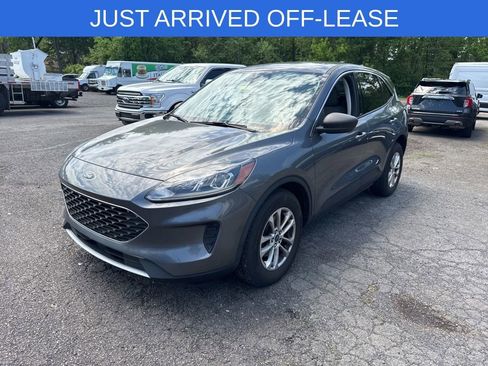 Used 2022 Ford Escape SE w/ Convenience Package AWD/4WD image 1