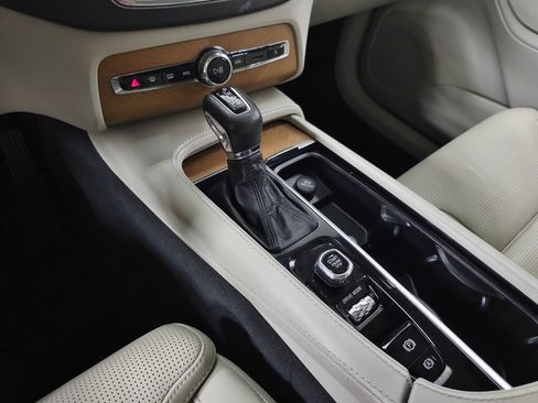 Used 2019 Volvo XC90 T6 Inscription w/ Advanced Package AWD/4WD image 31