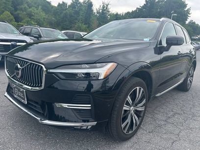 Certified 2023 Volvo XC60 B5 Ultimate w/ Climate Package