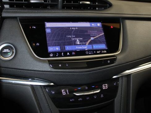 Certified 2024 Cadillac XT5 Premium Luxury w/ LPO, Floor Liner Package AWD/4WD image 15